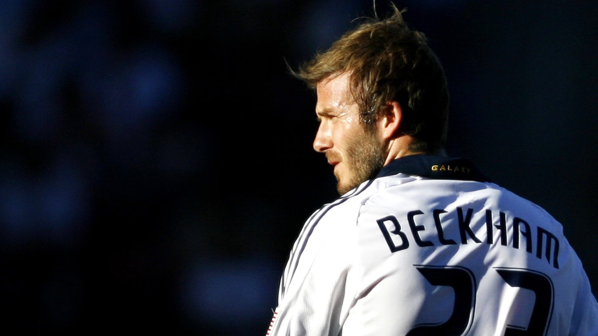 NBA总决赛激战正酣 勇士队逆转取胜扳平大比分【ng娱乐APP】